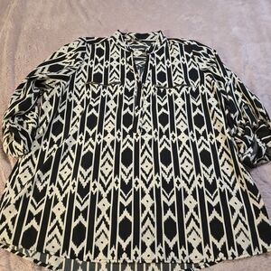 Chic Black and White Geometric Women's Blouse